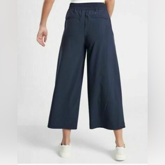 Athleta Brooklyn Heights Cropped Navy Blue Wide-Leg Women's Pants (16) - Picture 2 of 16
